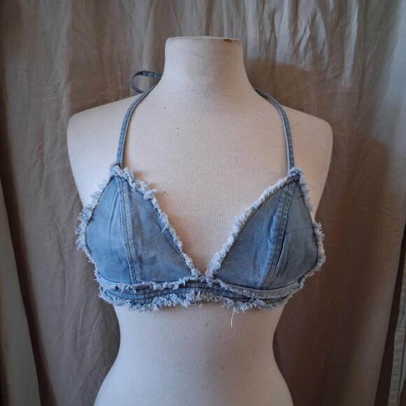 hot and delicious Small demin triangle top with adjustable ties - Picture 1 of 7